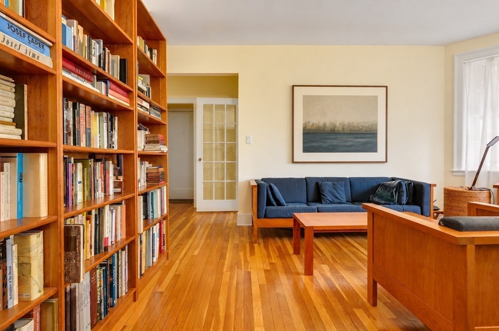 41 Bowdoin Street 28