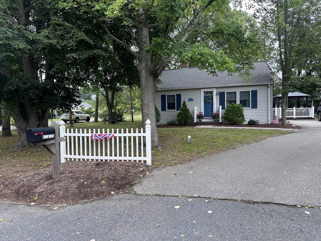 4 Mott Drive