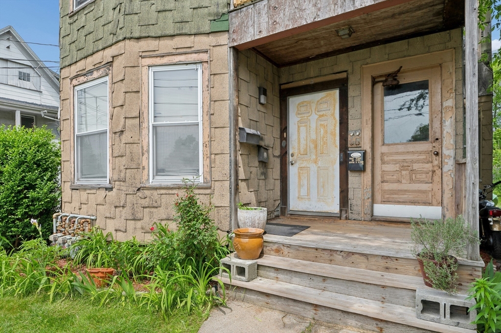 1 Summerhill Avenue