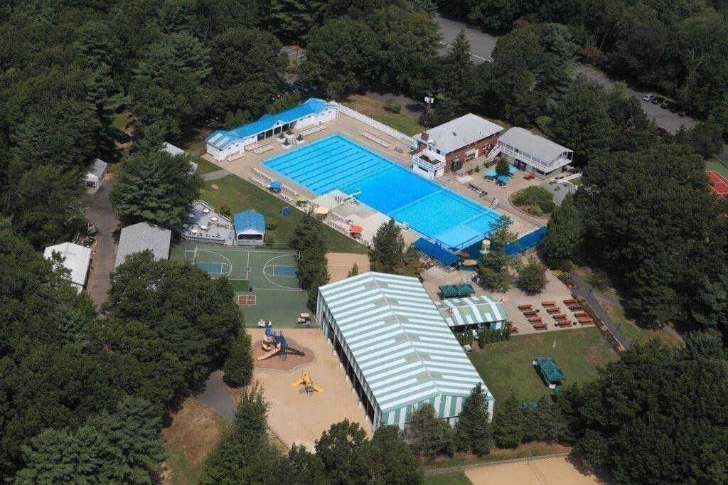 20 Bare Hill Rd