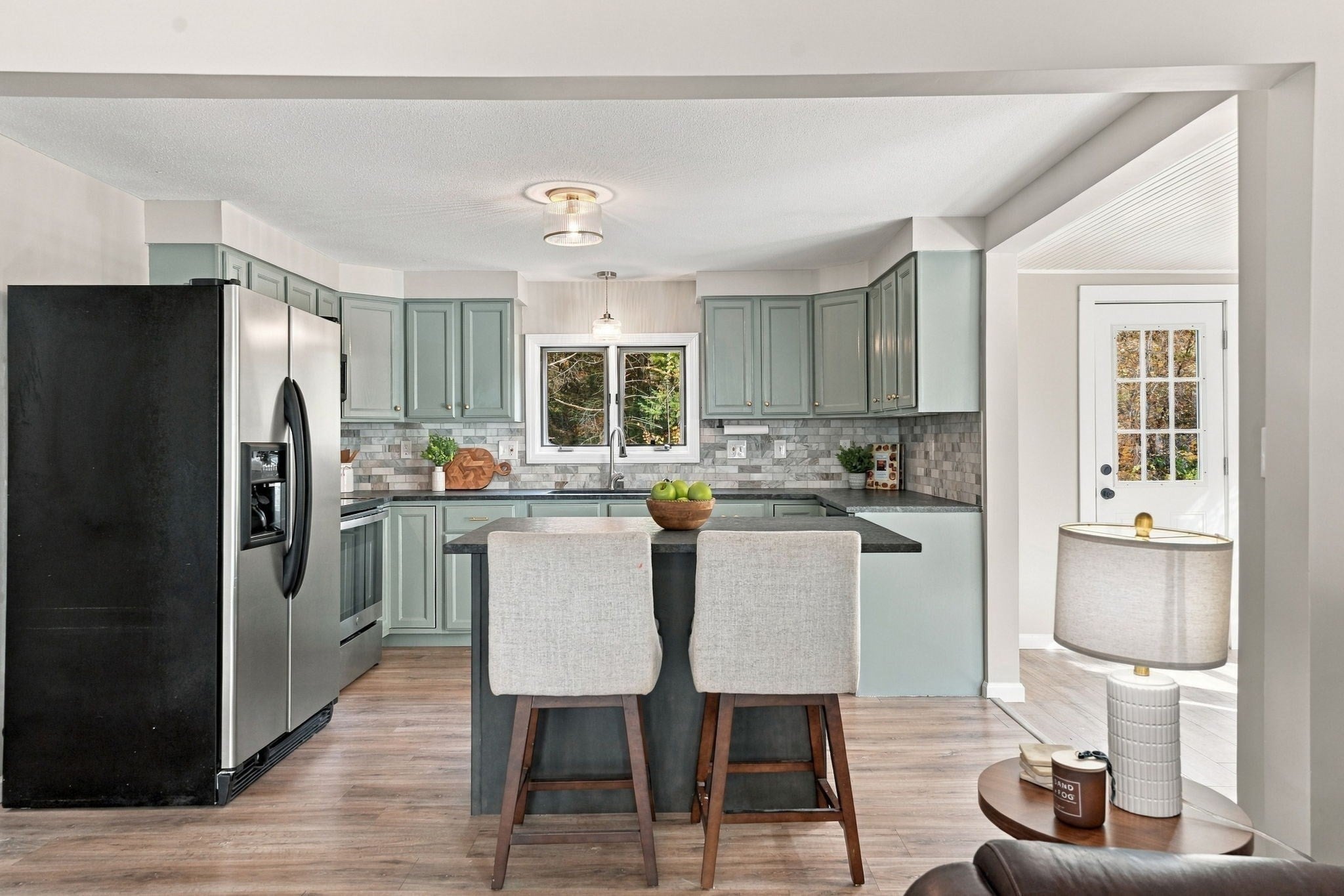 43 Oliver St, Easthampton, MA Photo #10