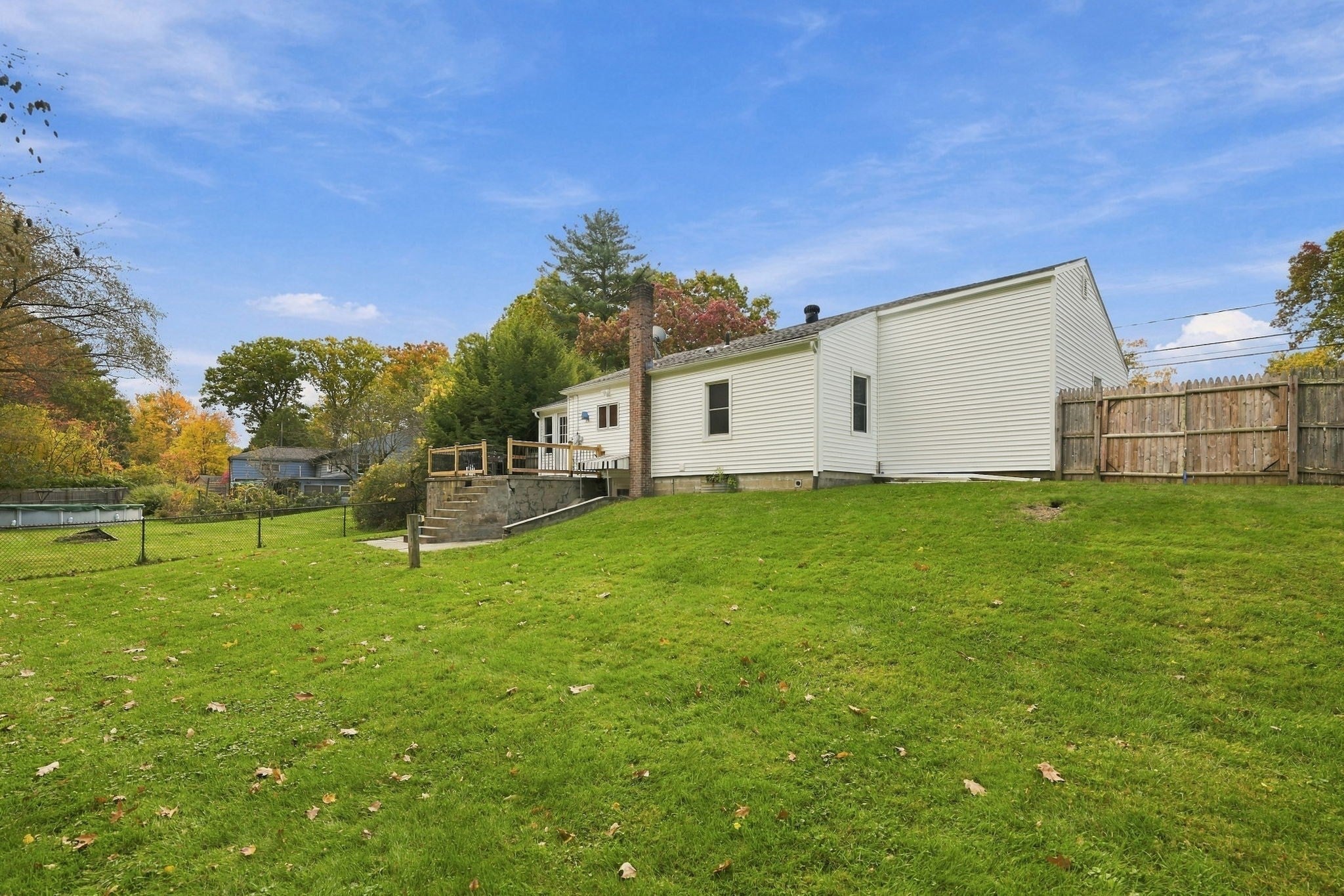 43 Oliver St, Easthampton, MA Photo #30