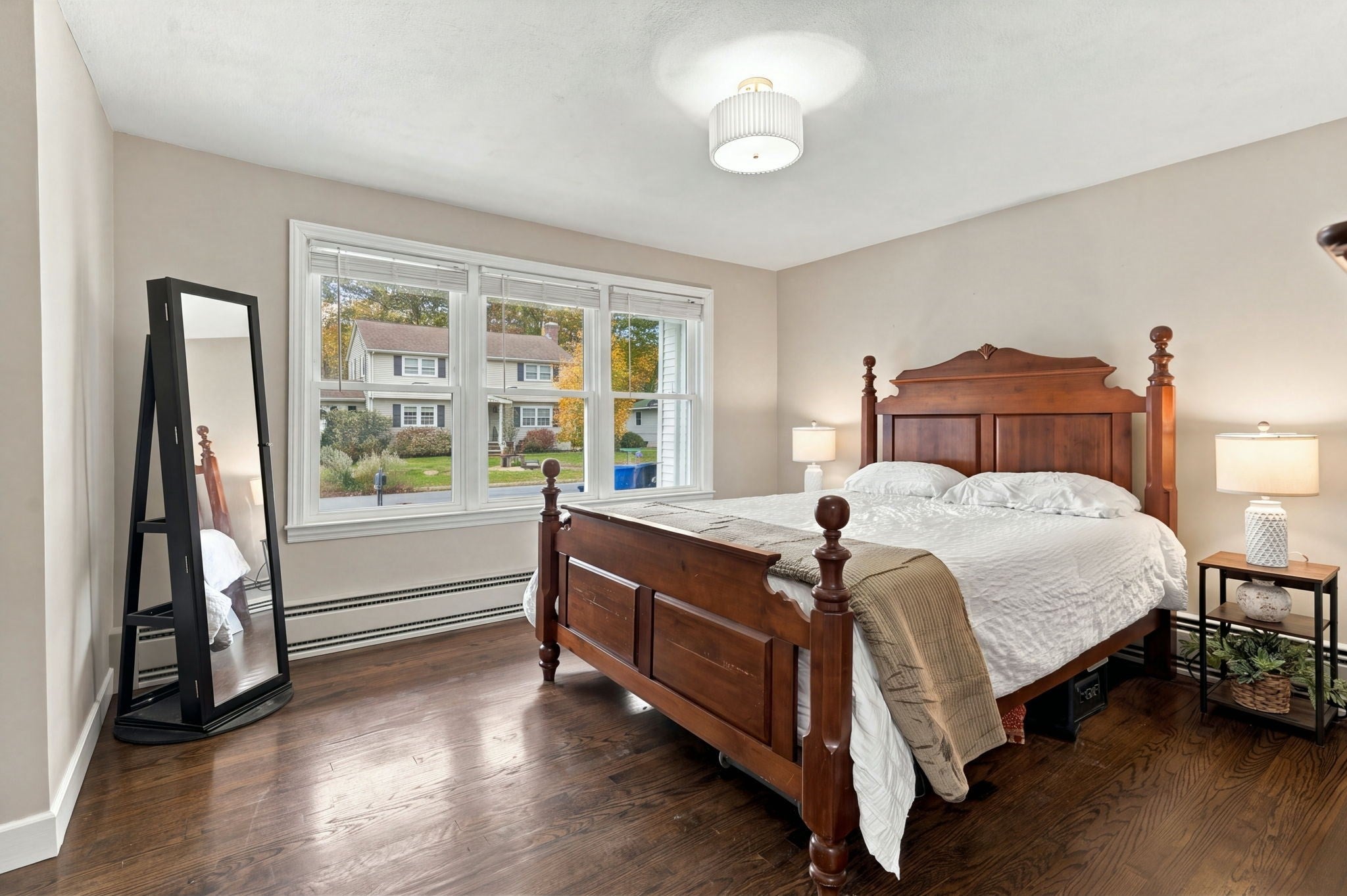 43 Oliver St, Easthampton, MA Photo #27