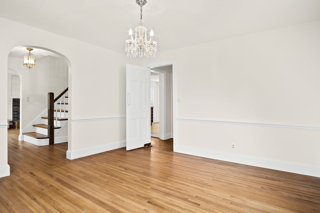 141 Irving St