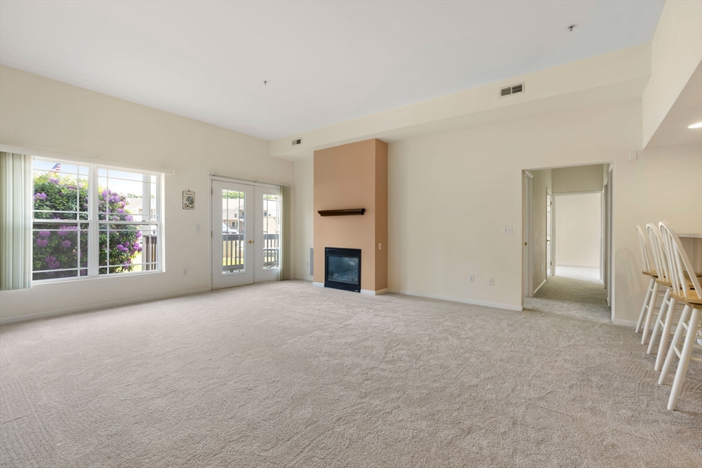 218 Reservoir St 103