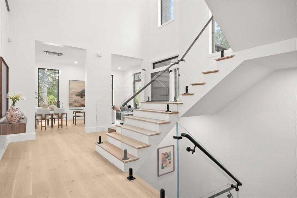 5 Deer Path Lane