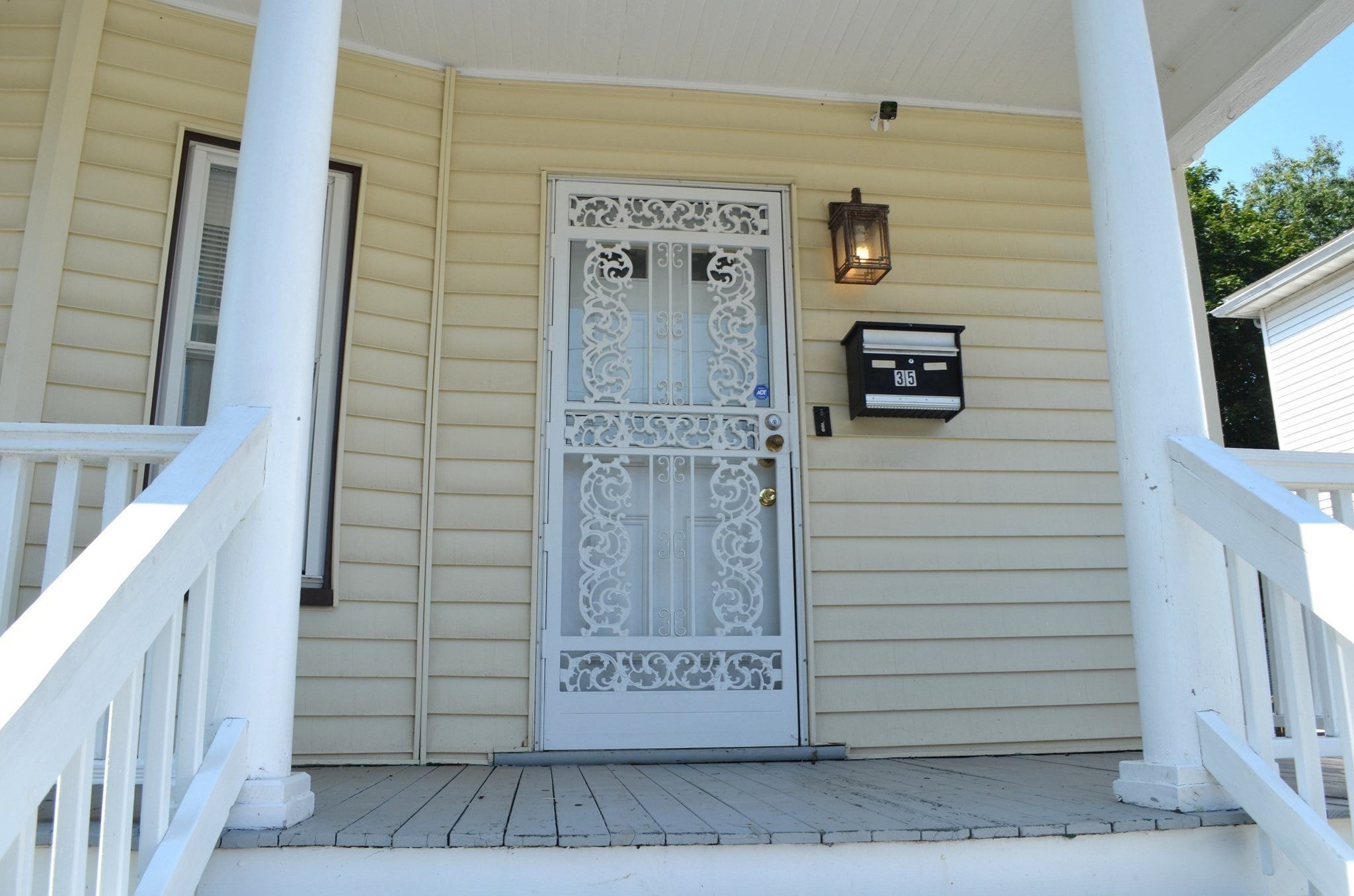 35 Ruskindale Rd