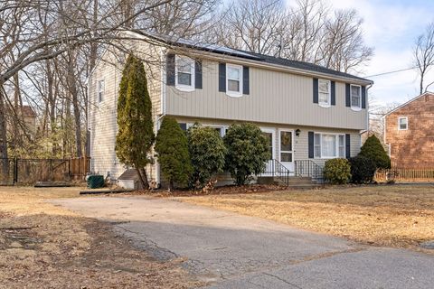 Photo of 62 Emily Jeffers Rd #62, Randolph, MA 02368 (MLS # 73466128)