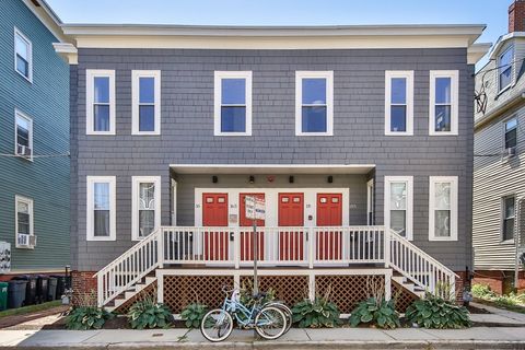 Photo of 16 Suffolk Street #1, Cambridge, MA 02139 (MLS # 73484597)