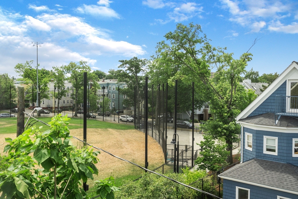 22-24 Bowdoin St