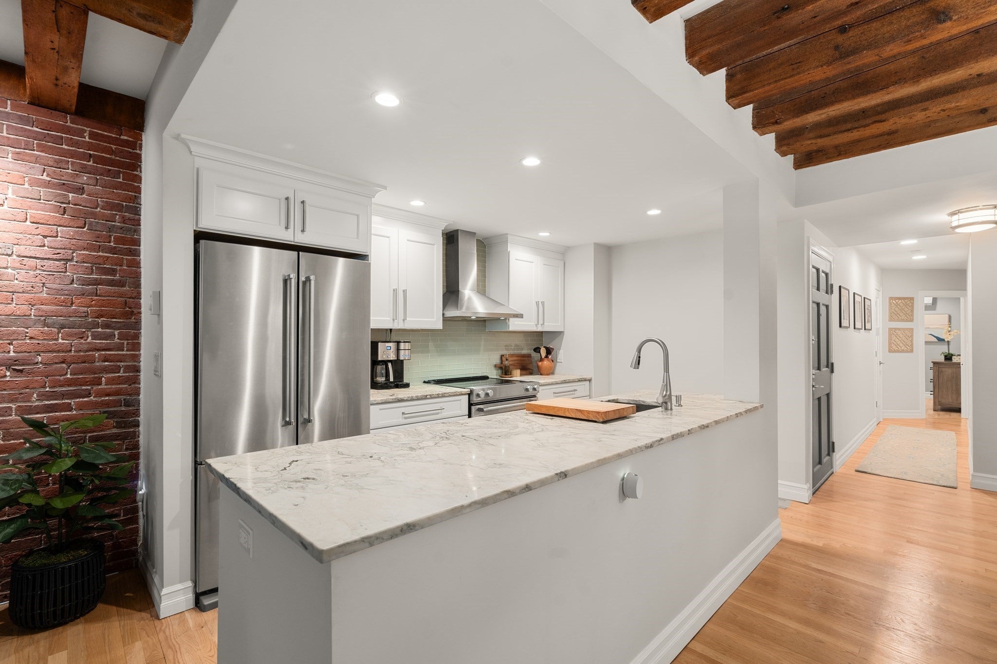 80 Commercial St 2