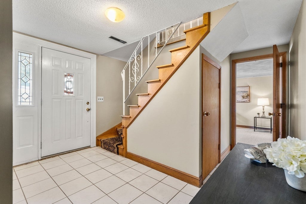 133 Mill Street, Burlington, MA Photo #26