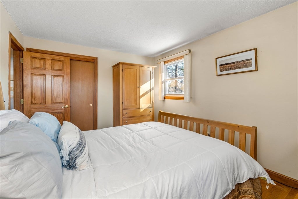 133 Mill Street, Burlington, MA Photo #18