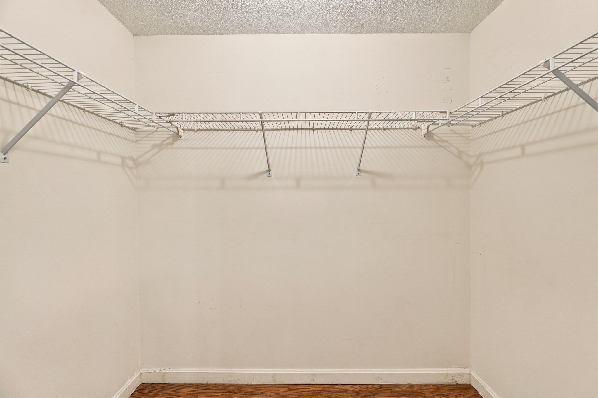12 Ledgewood Way #21, Peabody, MA Photo #31