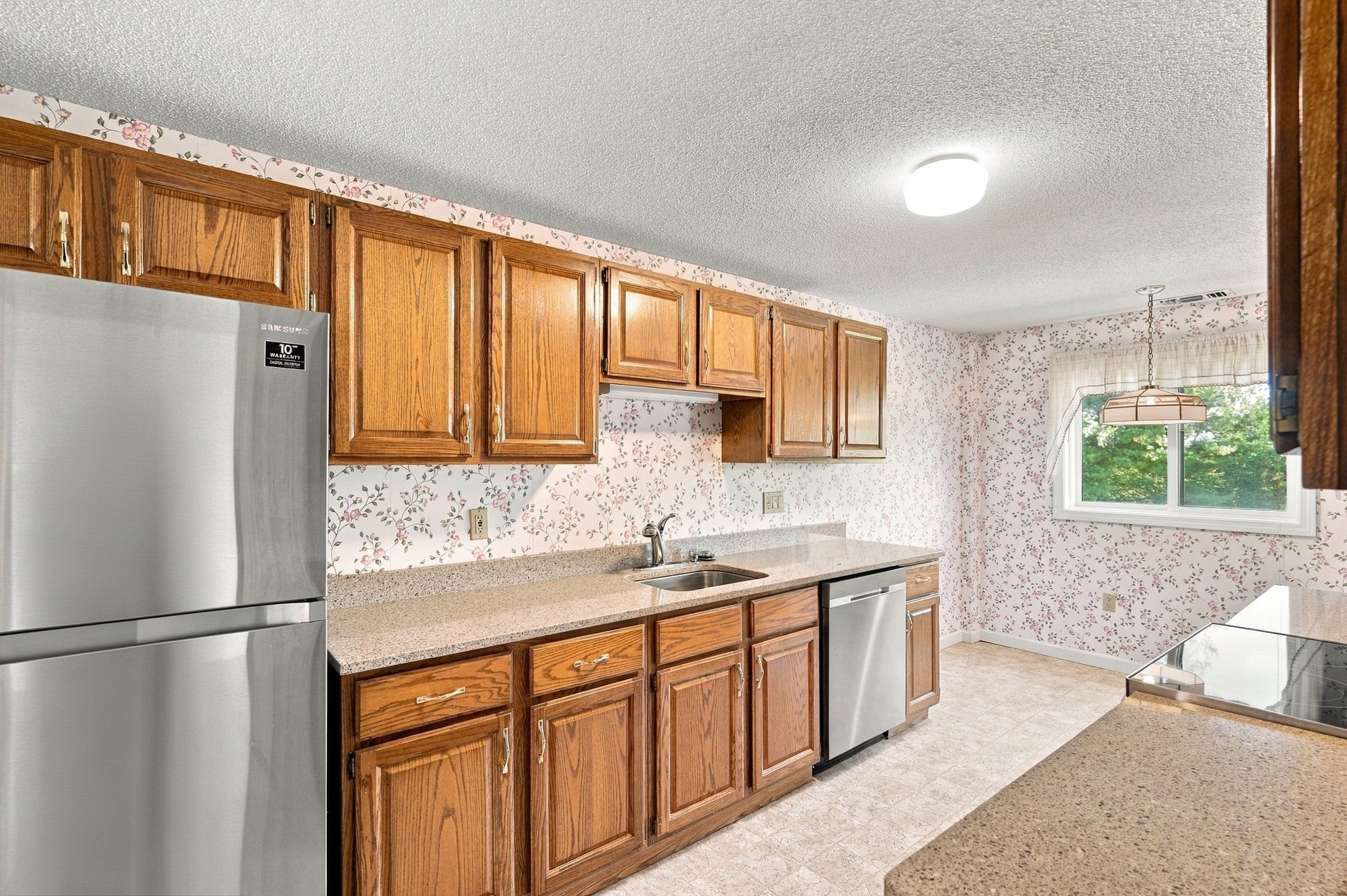 12 Ledgewood Way #21, Peabody, MA Photo #14