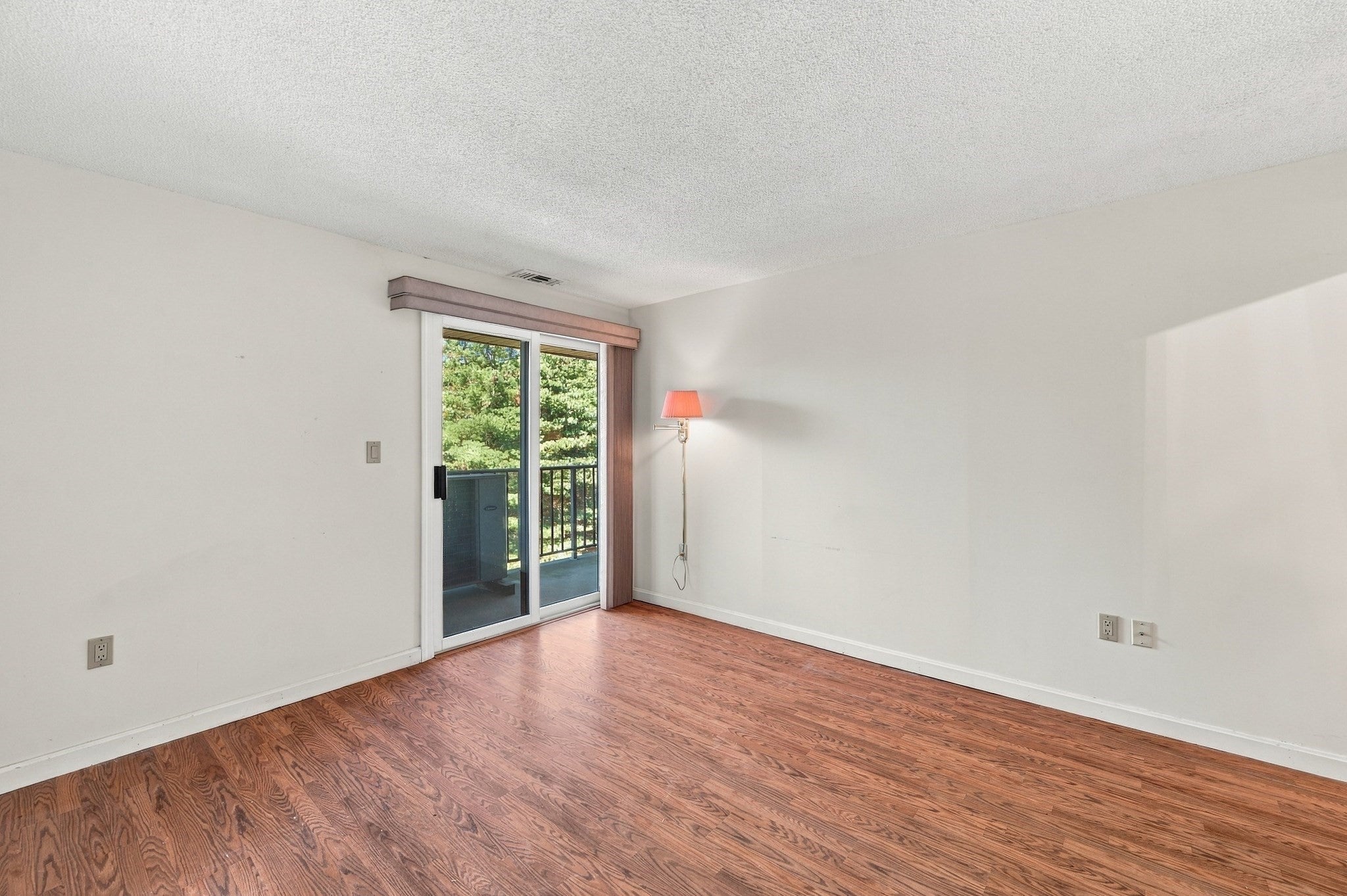 12 Ledgewood Way #21, Peabody, MA Photo #24