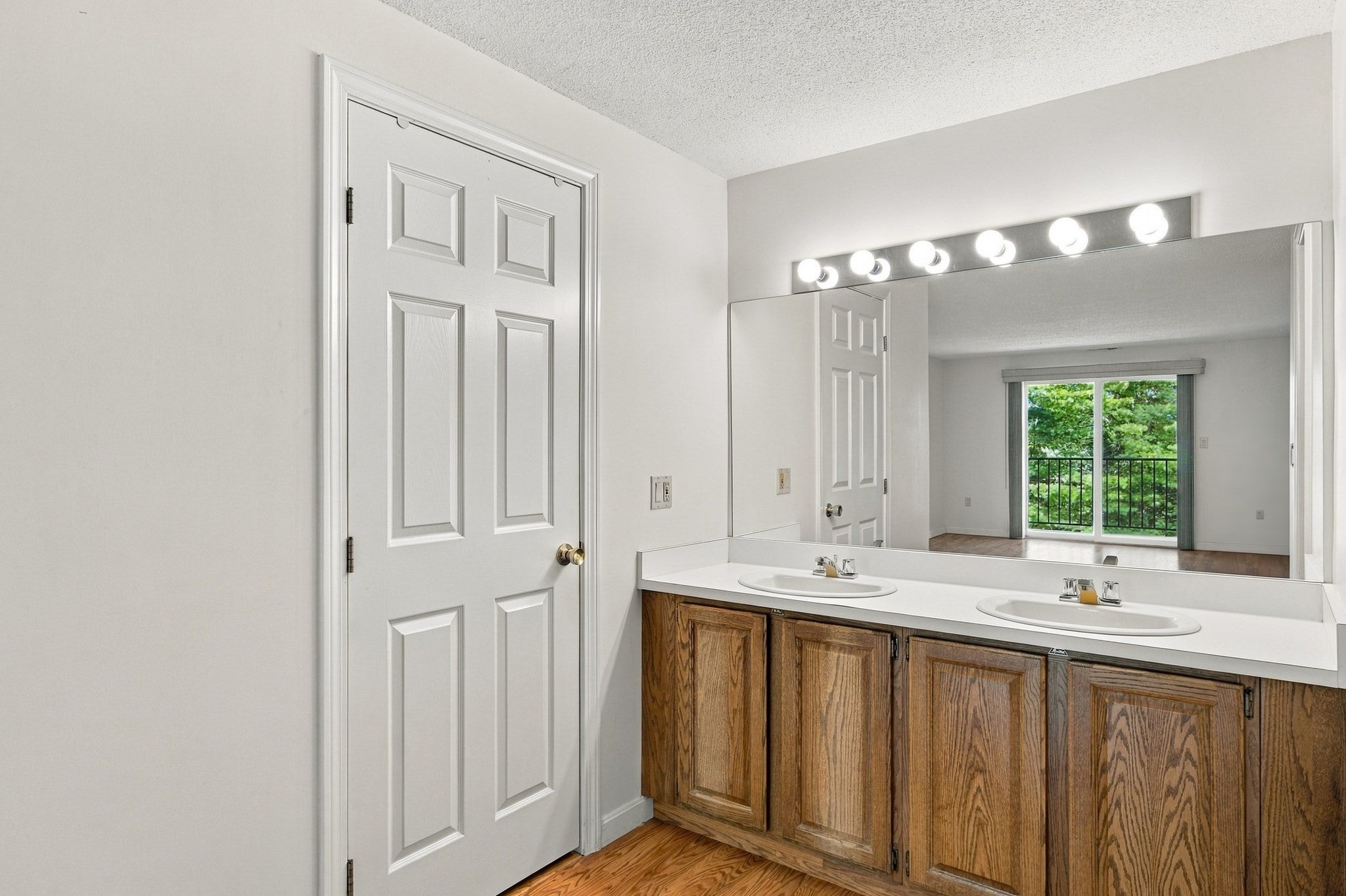 12 Ledgewood Way #21, Peabody, MA Photo #29