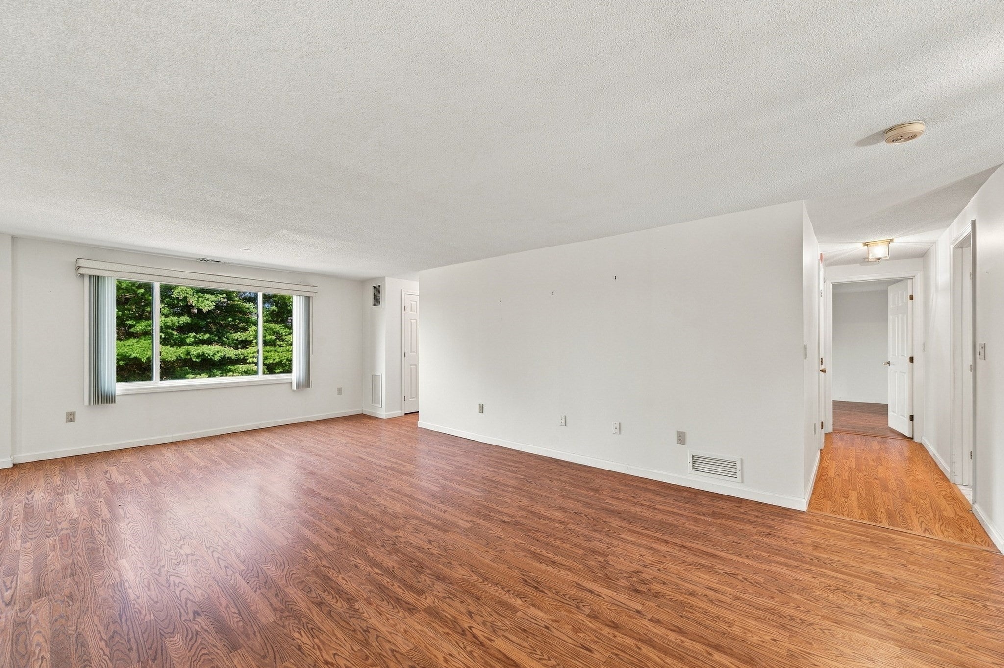 12 Ledgewood Way #21, Peabody, MA Photo #12