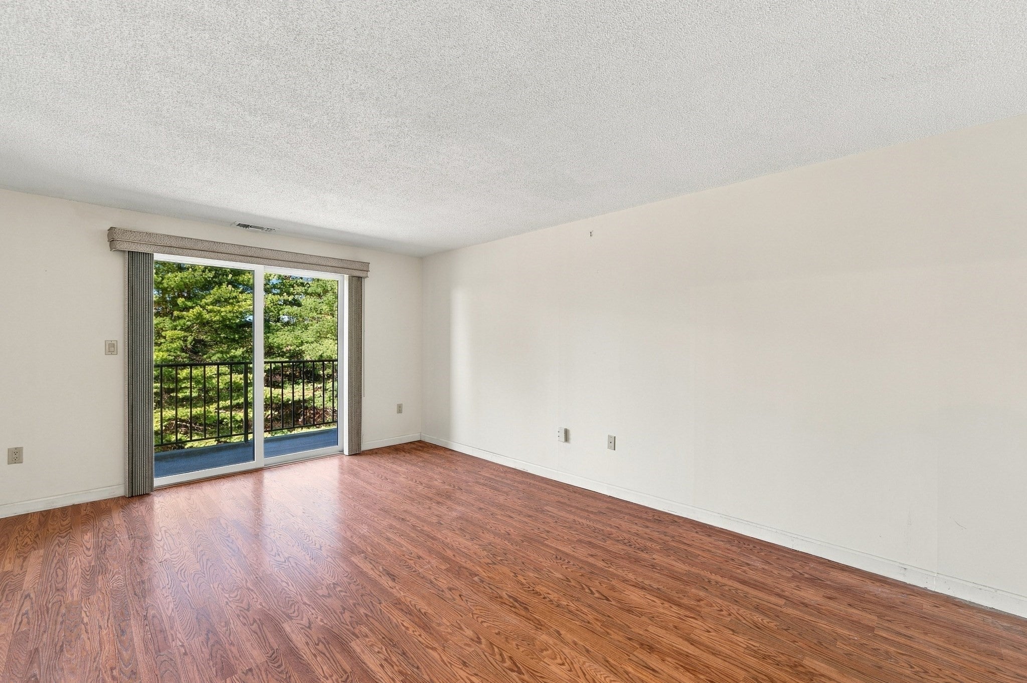 12 Ledgewood Way #21, Peabody, MA Photo #26