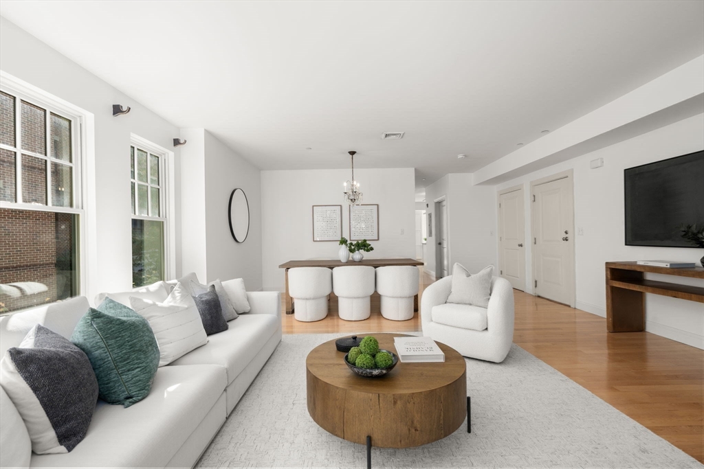 125 Crowninshield Road 125