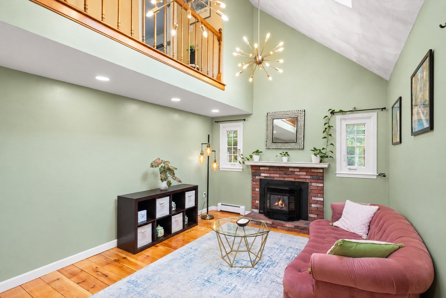 392 Old Farm Rd