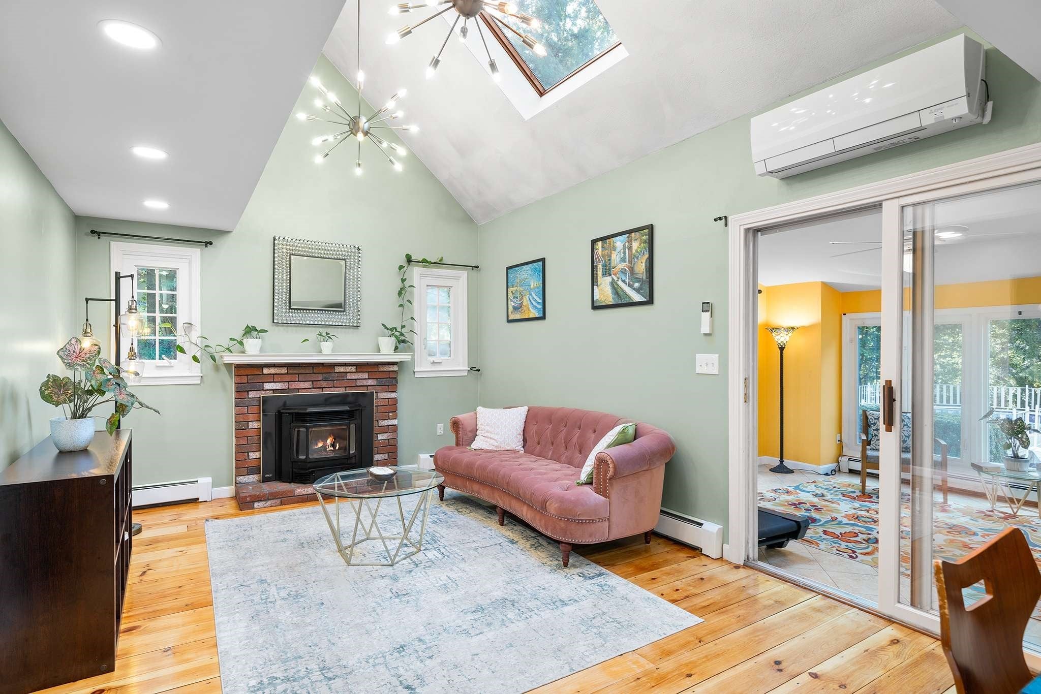 392 Old Farm Rd