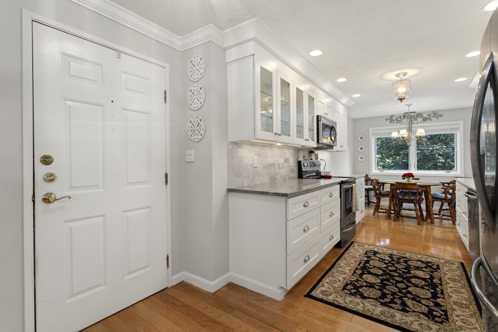 7 Ledgewood Way 4