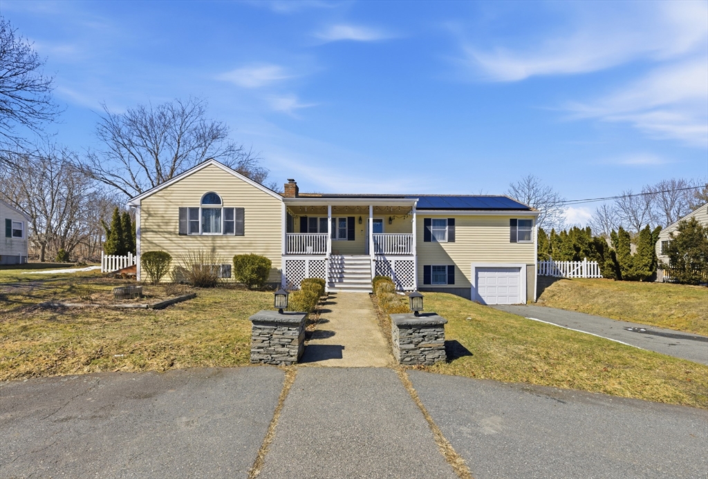 52 Viking Drive