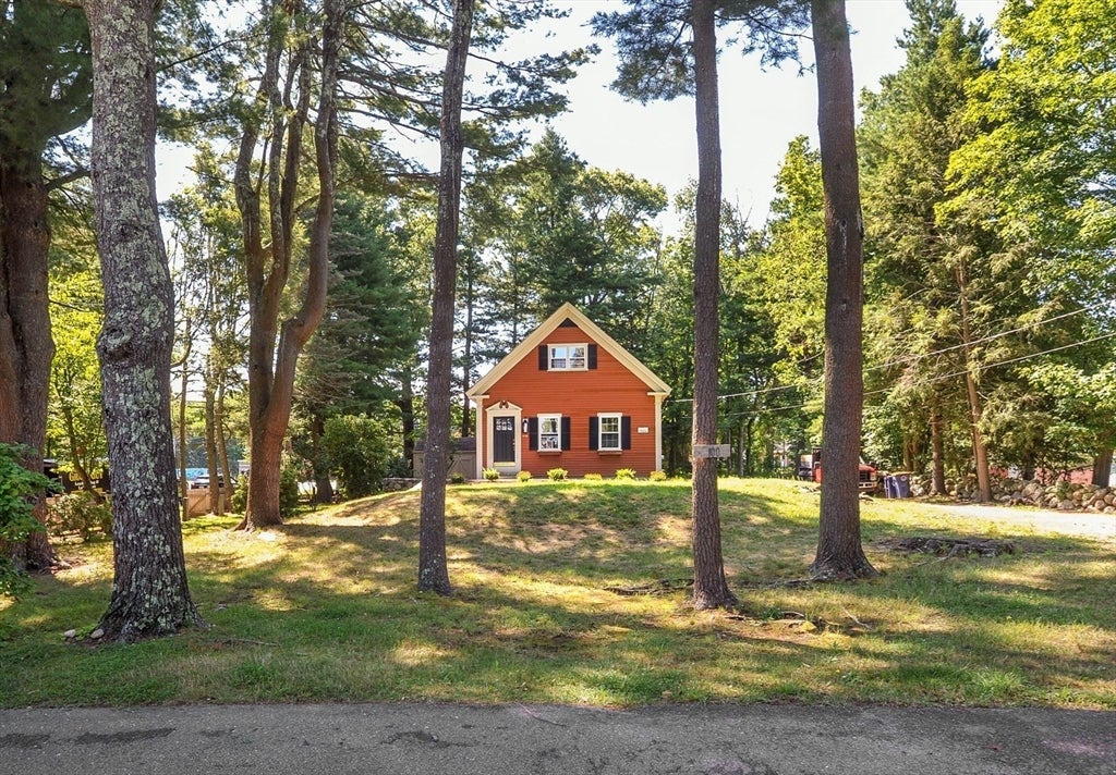 100 Old Oaken Bucket Rd.