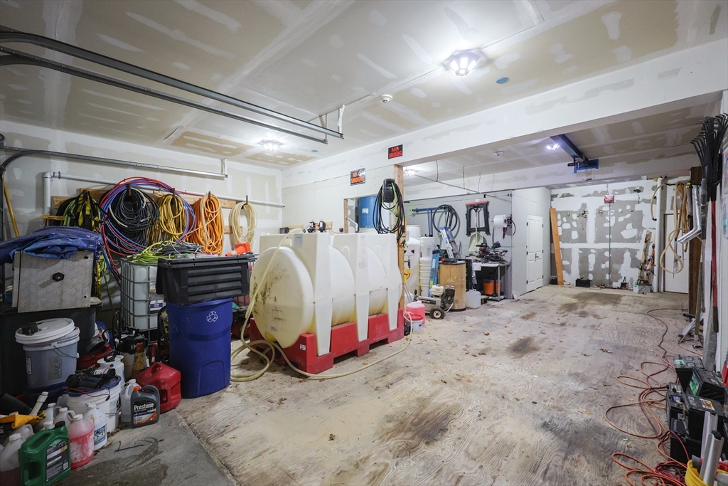 1134 American Legion Hwy A