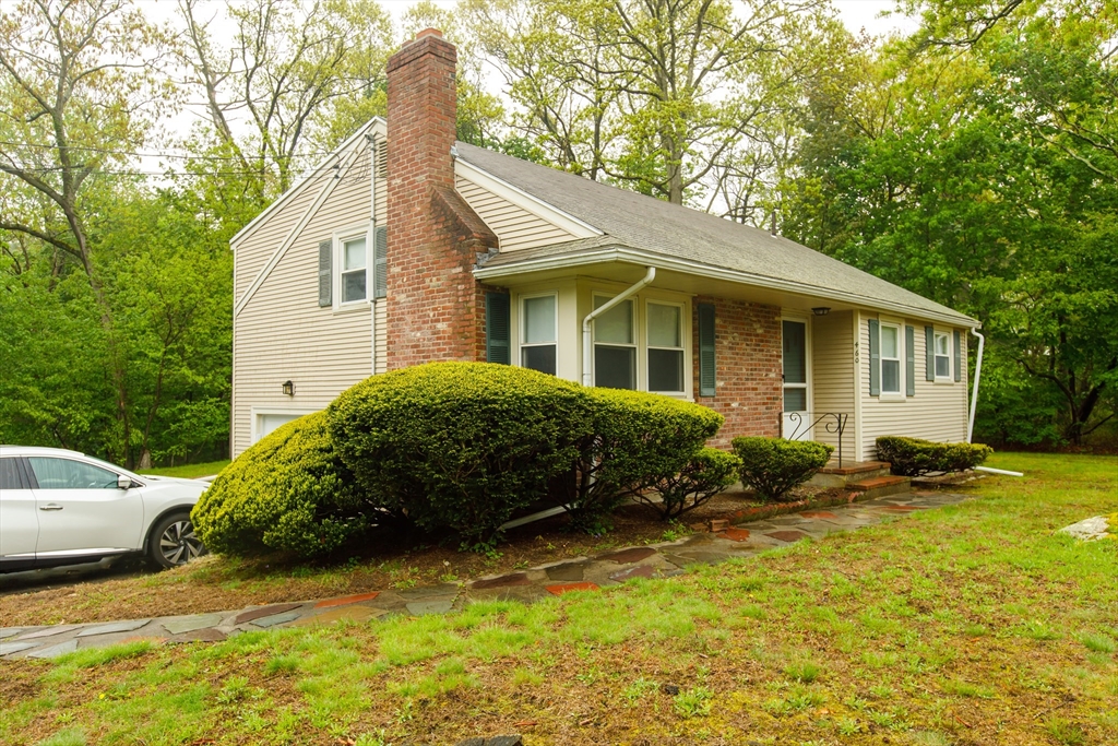 460 Front Street
