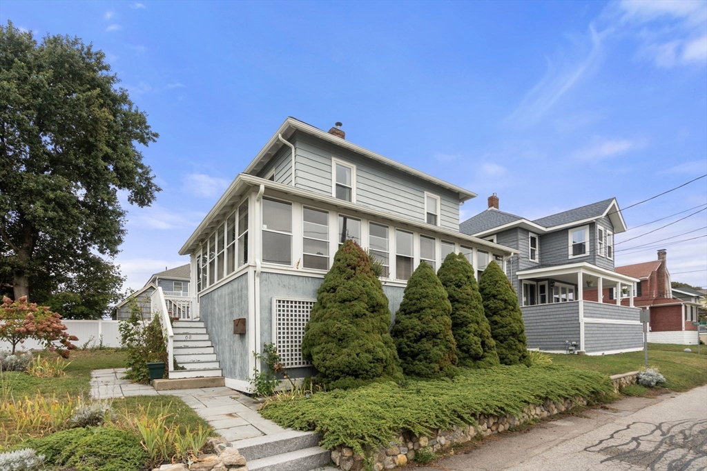 68 Edgewater Rd