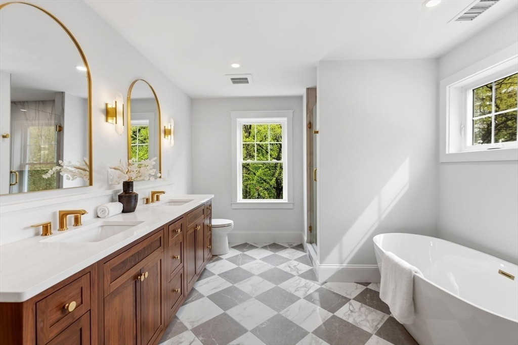 2 Westwood Rd, Lexington, MA Photo #24