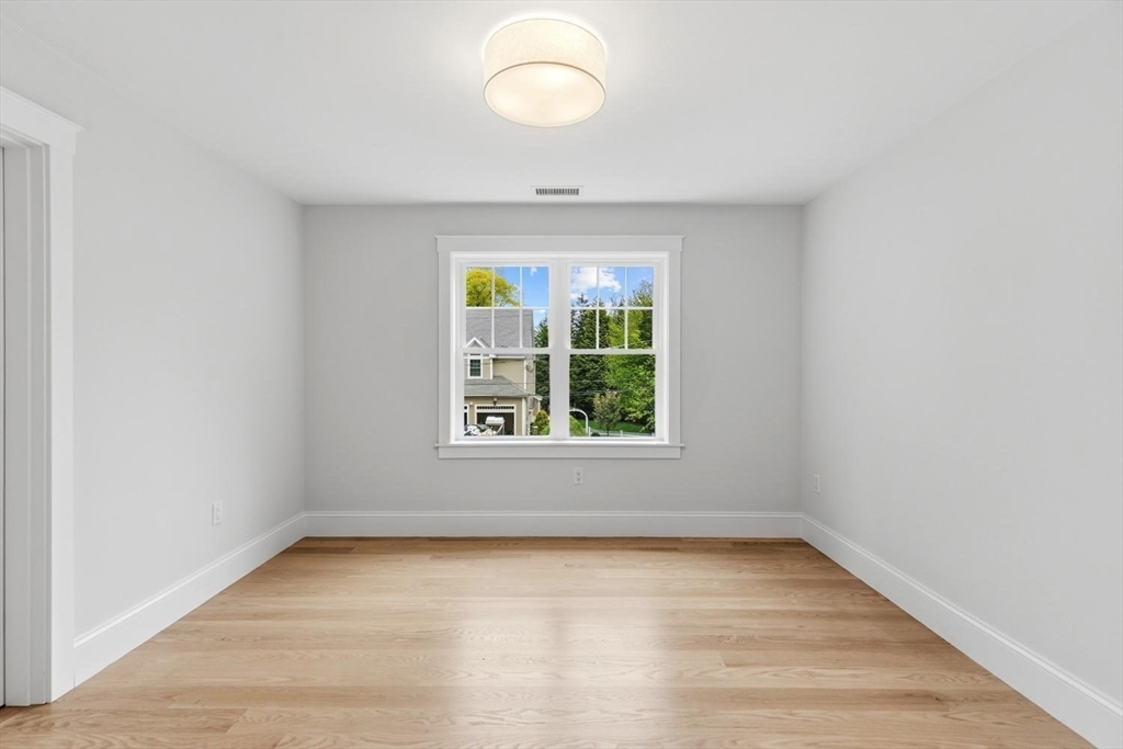 2 Westwood Rd, Lexington, MA Photo #32