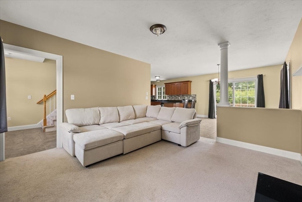 18 Bethel Way