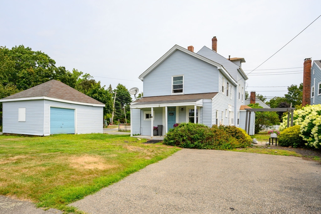 418 Pleasant St