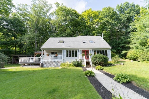 Photo of 31 Little Alum Rd, Brimfield, MA 01010 (MLS # 73557336)