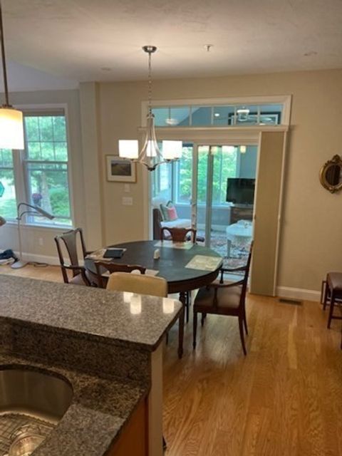 Condominium in Mashpee MA 31 Grey Hawk Dr 8.jpg