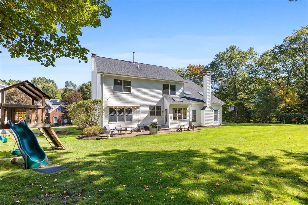25 Ridge Way