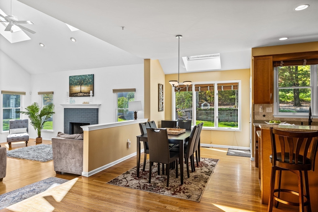 25 Ridge Way, North Andover, MA Photo #9