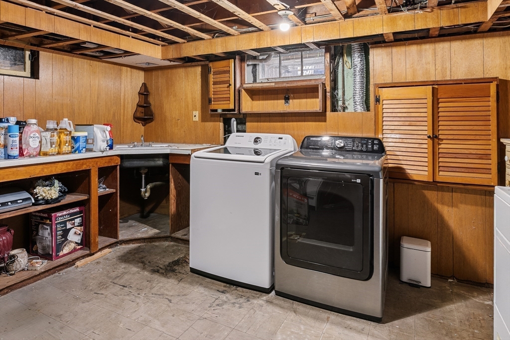 259 Jarry St, New Bedford, MA Photo #24