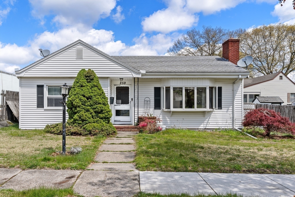 259 Jarry St, New Bedford, MA Photo #20