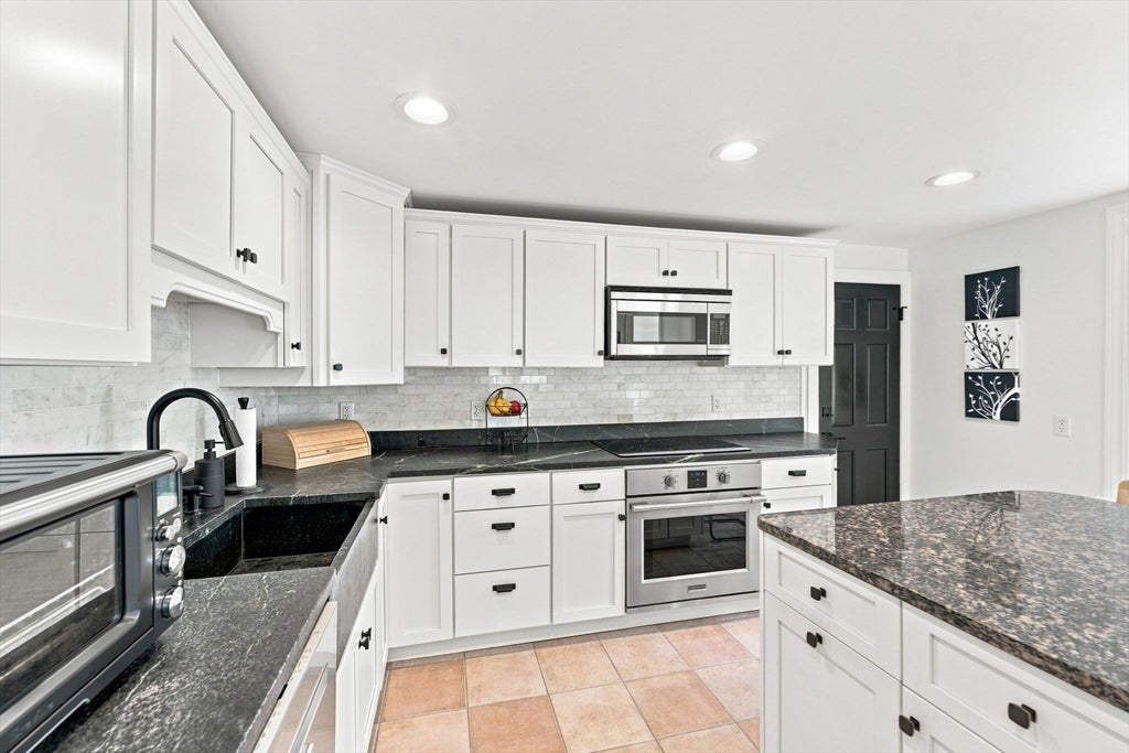 25 Cedarwood Rd, Stoughton, MA, 25 Cedarwood Rd, Stoughton, MA Photo #7