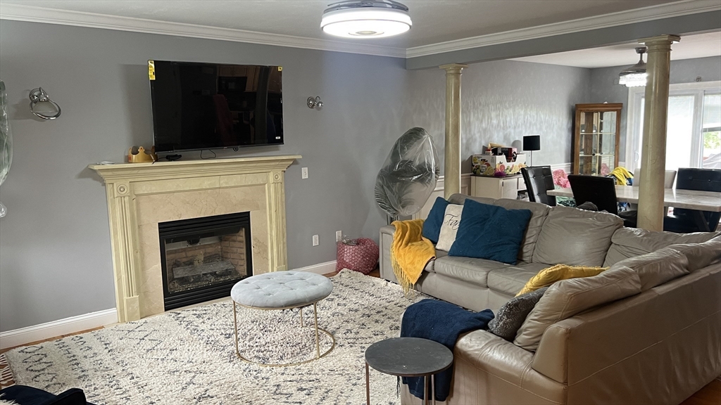 133 Puritan Ave, Worcester, MA Photo #4