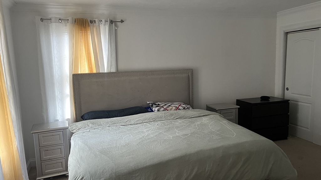 133 Puritan Ave, Worcester, MA Photo #8