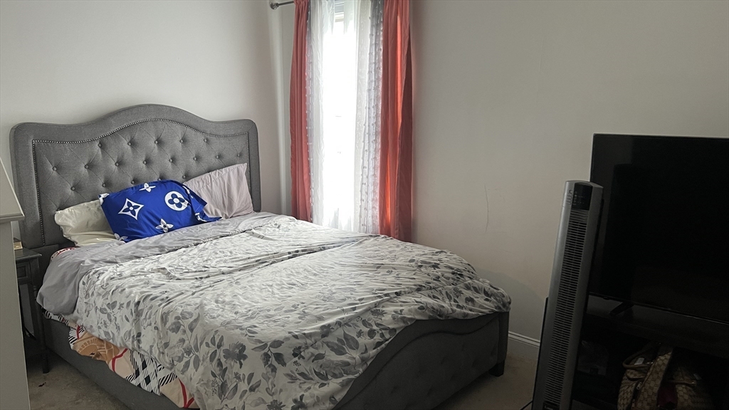 133 Puritan Ave, Worcester, MA Photo #10