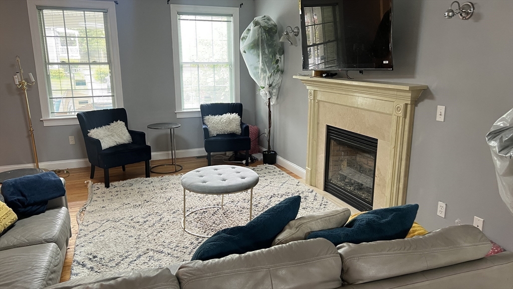 133 Puritan Ave, Worcester, MA Photo #2