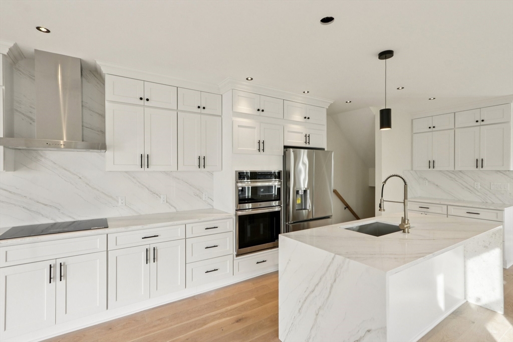 455 Summer St 455