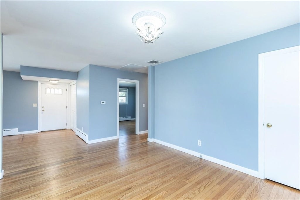 98 Pleasant View St, Methuen, MA, 98 Pleasant View St, Methuen, MA Photo #10