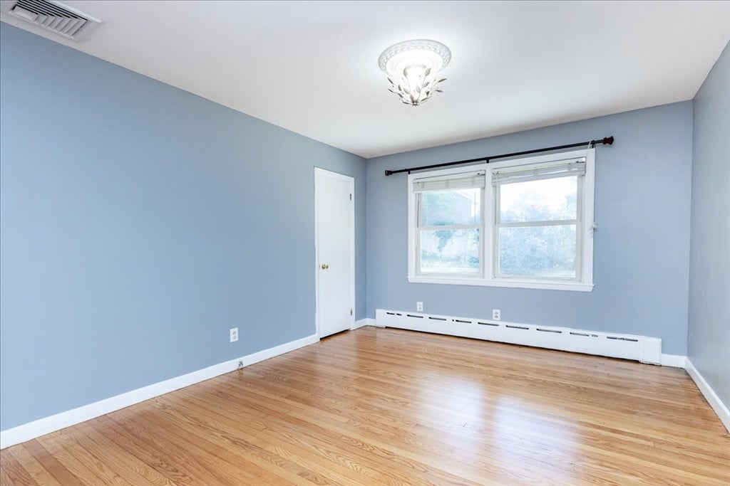 98 Pleasant View St, Methuen, MA, 98 Pleasant View St, Methuen, MA Photo #8
